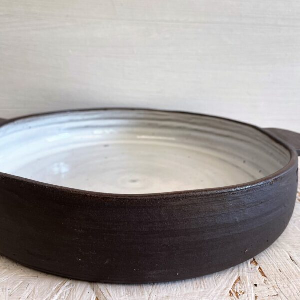 baking dish-white on black clay
