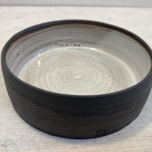 bowl-white on black clay-medium