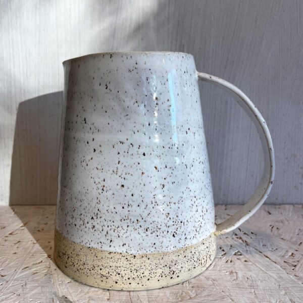 pitcher-white on dotted clay-large
