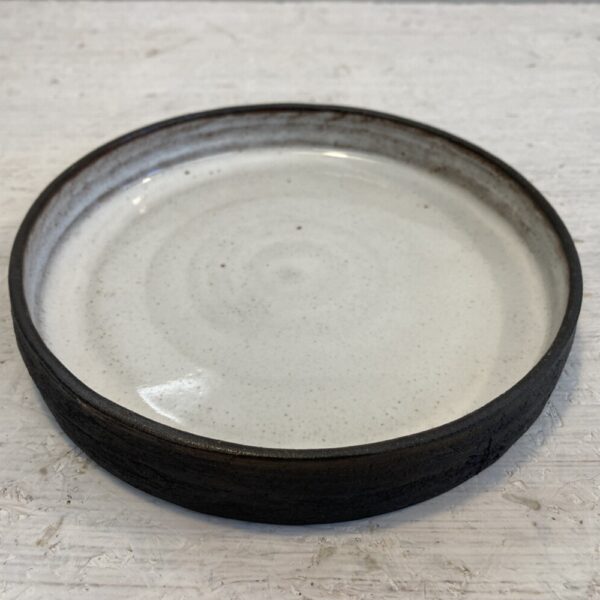 plate white on black clay small